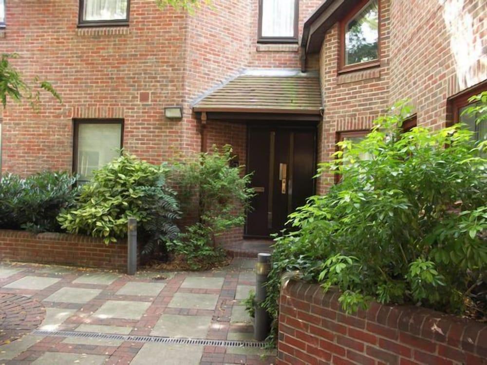 The Courtyard