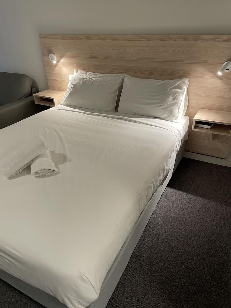 Motor Inn Roxby Downs