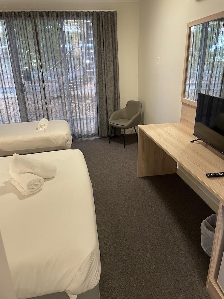 Motor Inn Roxby Downs