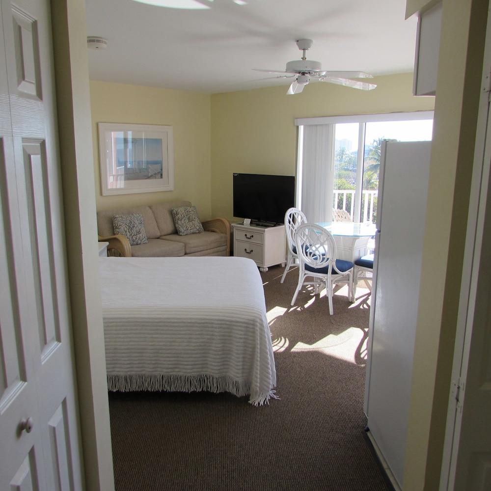 Edison Beach House
