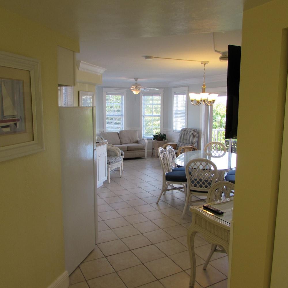 Edison Beach House