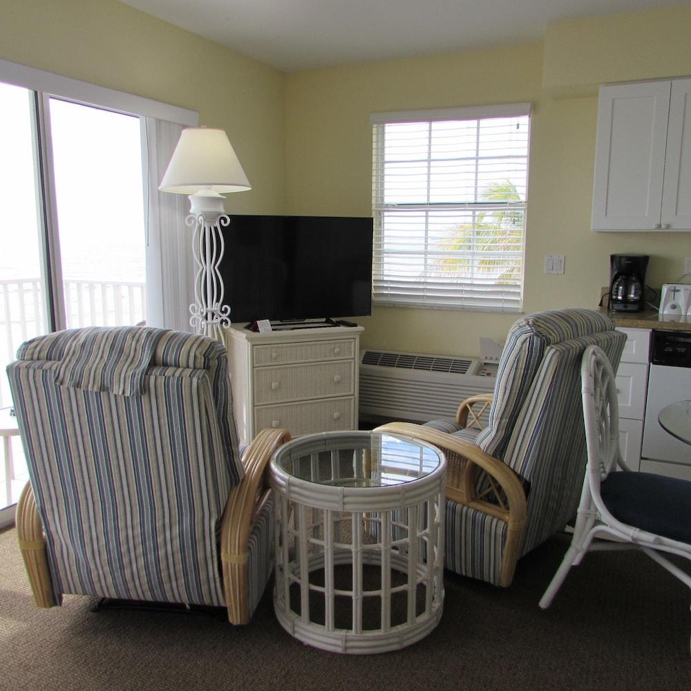 Edison Beach House