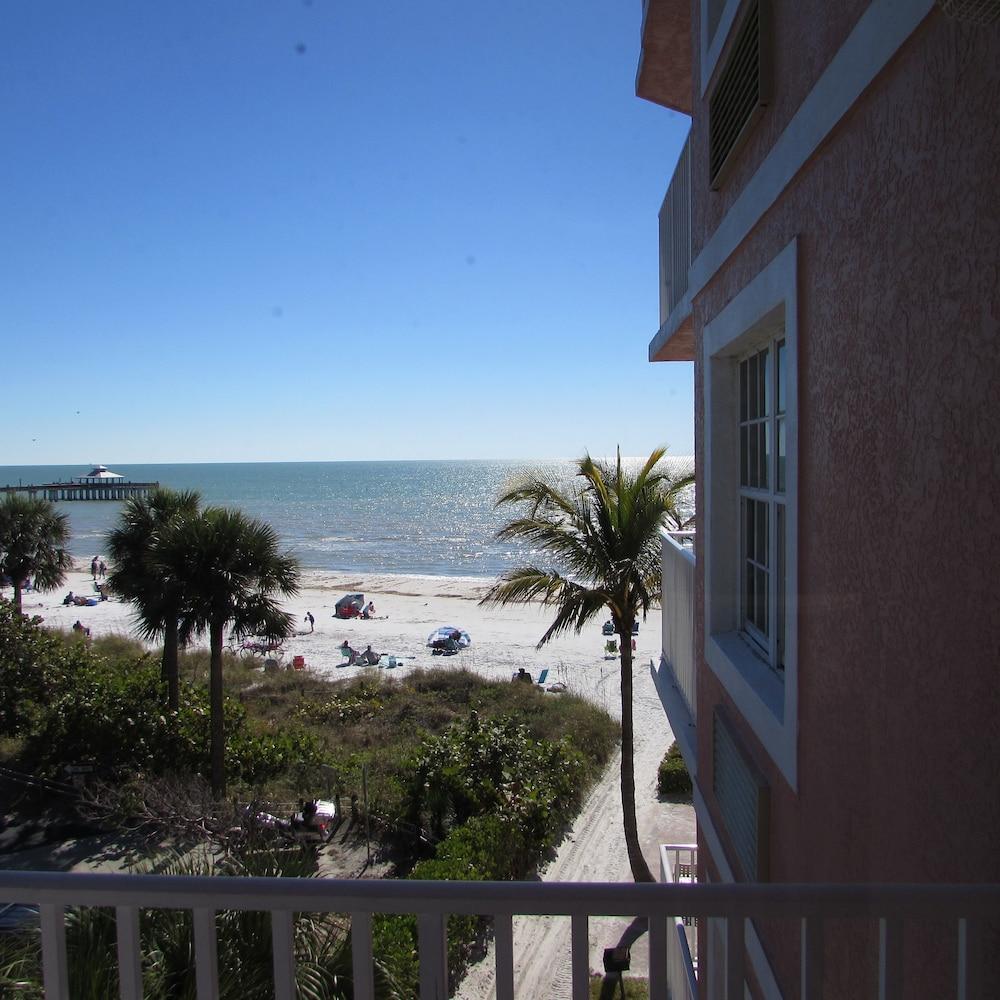 Edison Beach House