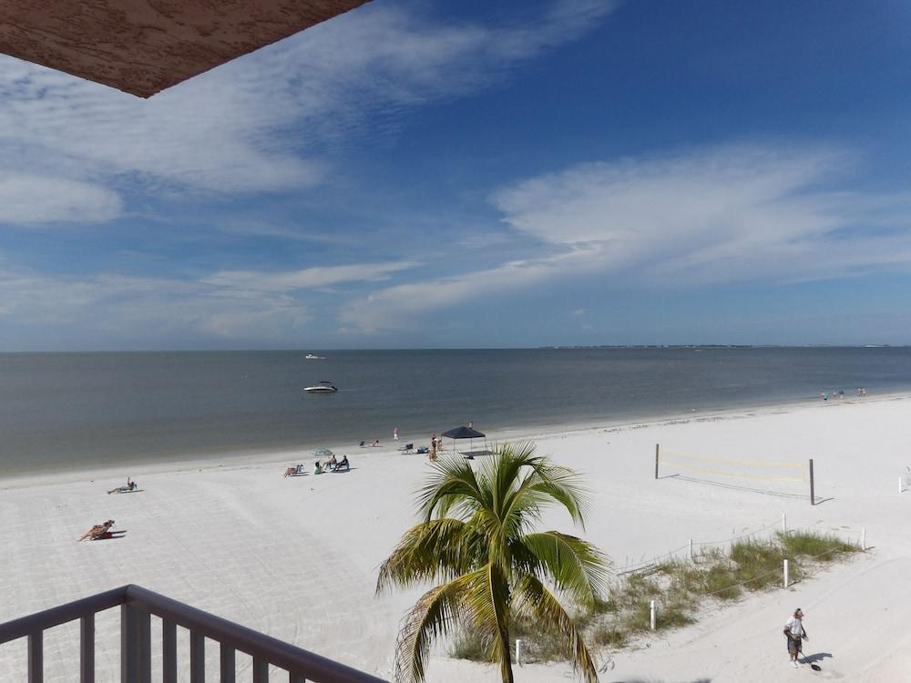 Edison Beach House