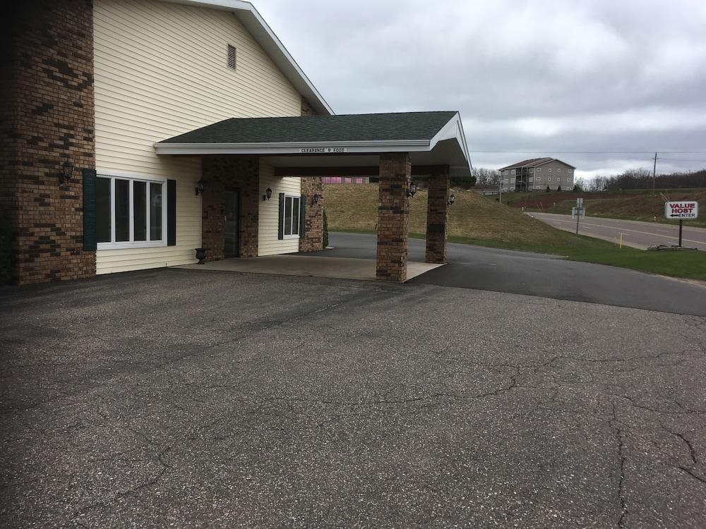 Value Host Motor Inn