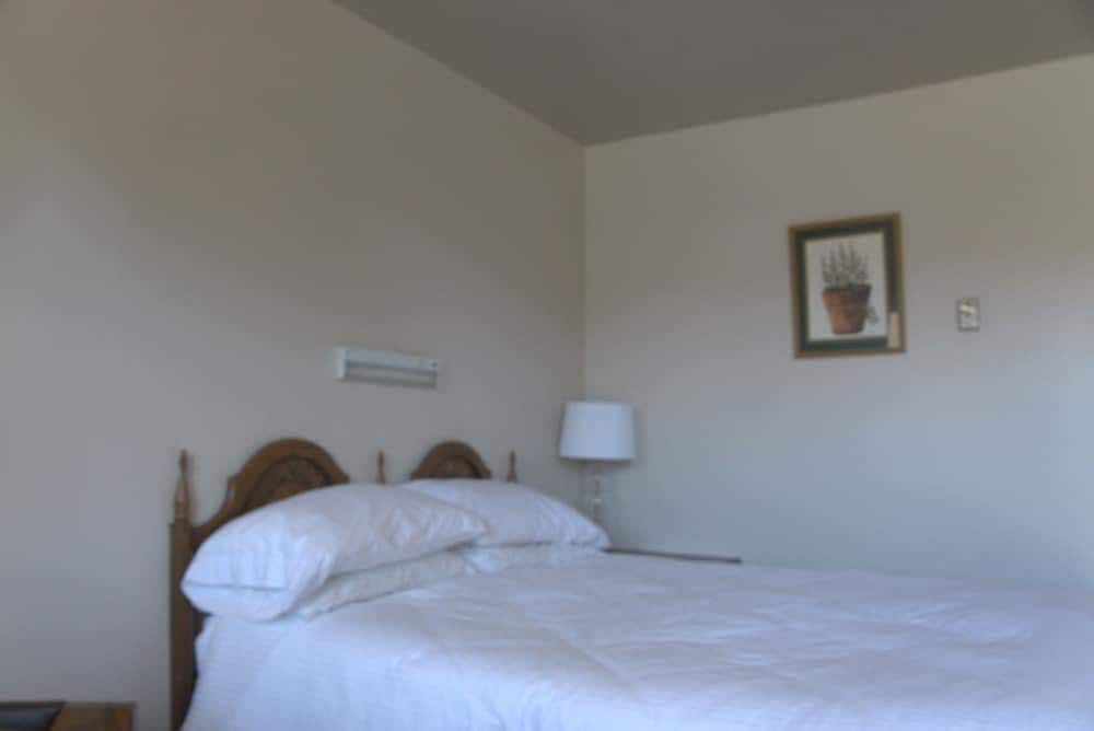 Fortress Inn Louisburg