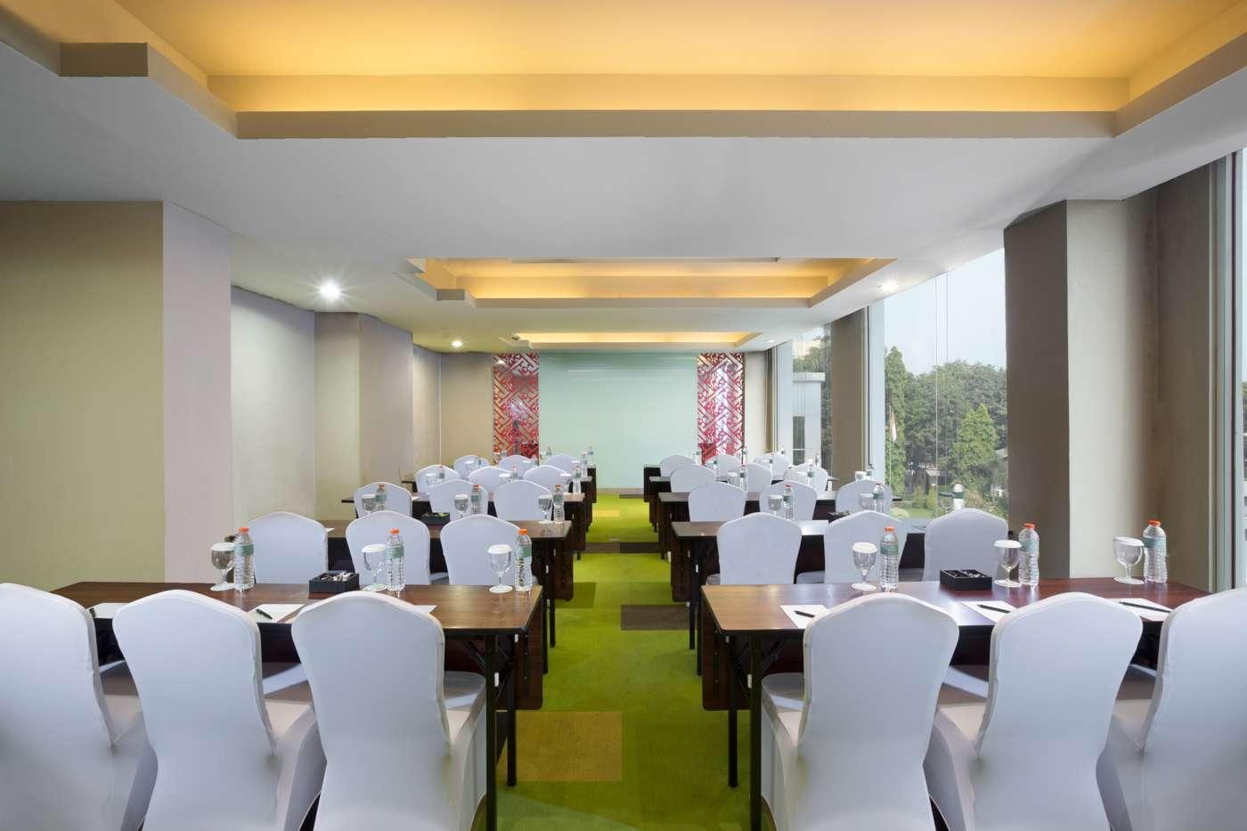Kyriad Pesonna Surabaya