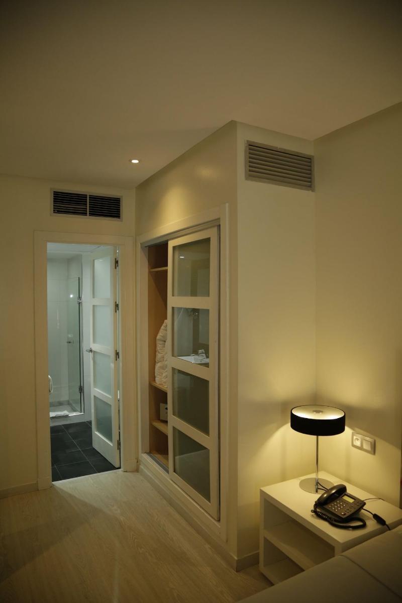 Hotel Al Mandari