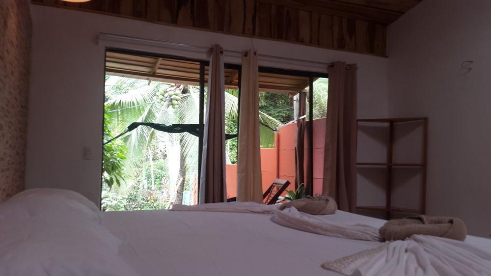 Cabinas Casa Miriam Drake Bay