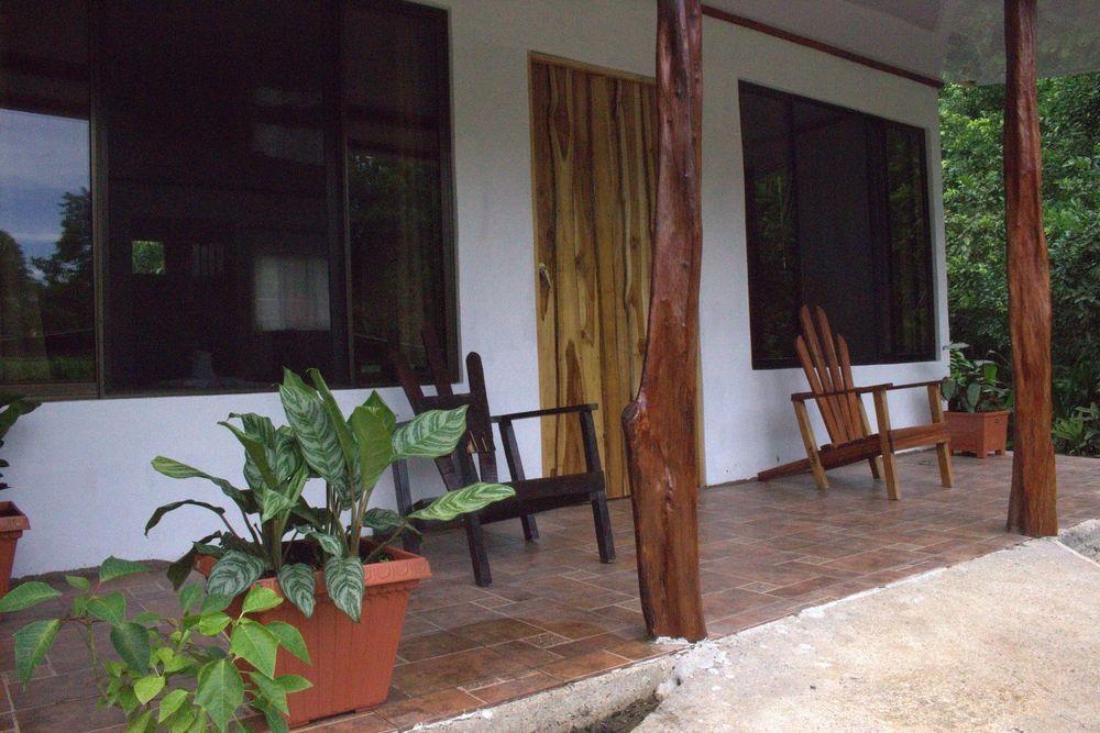 Cabinas Casa Miriam Drake Bay