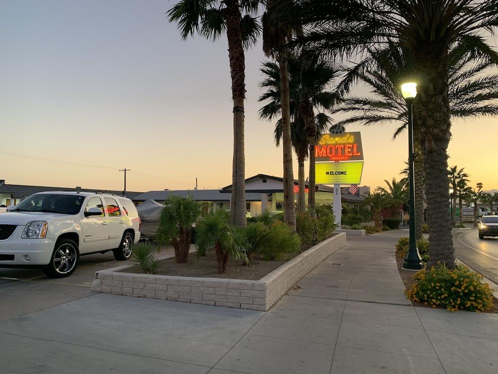 Sands Motel