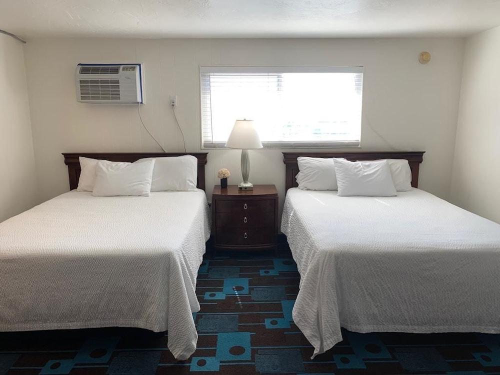 Sands Motel