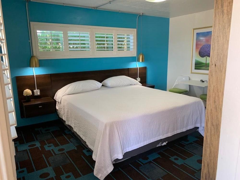 Sands Motel
