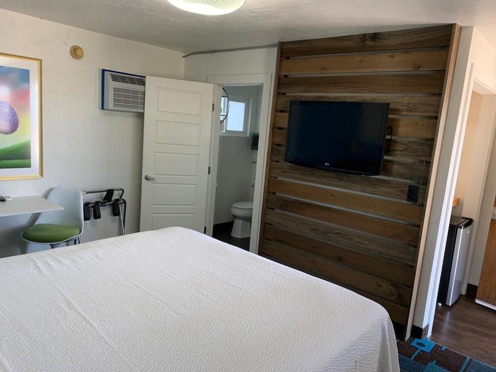 Sands Motel