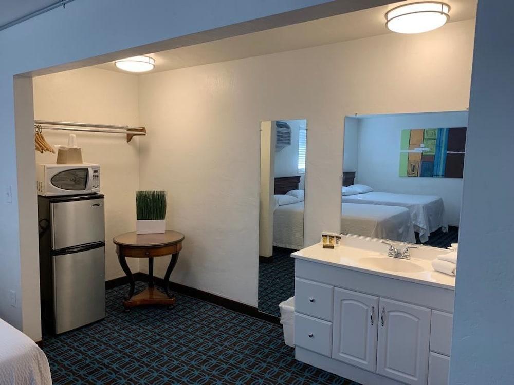 Sands Motel