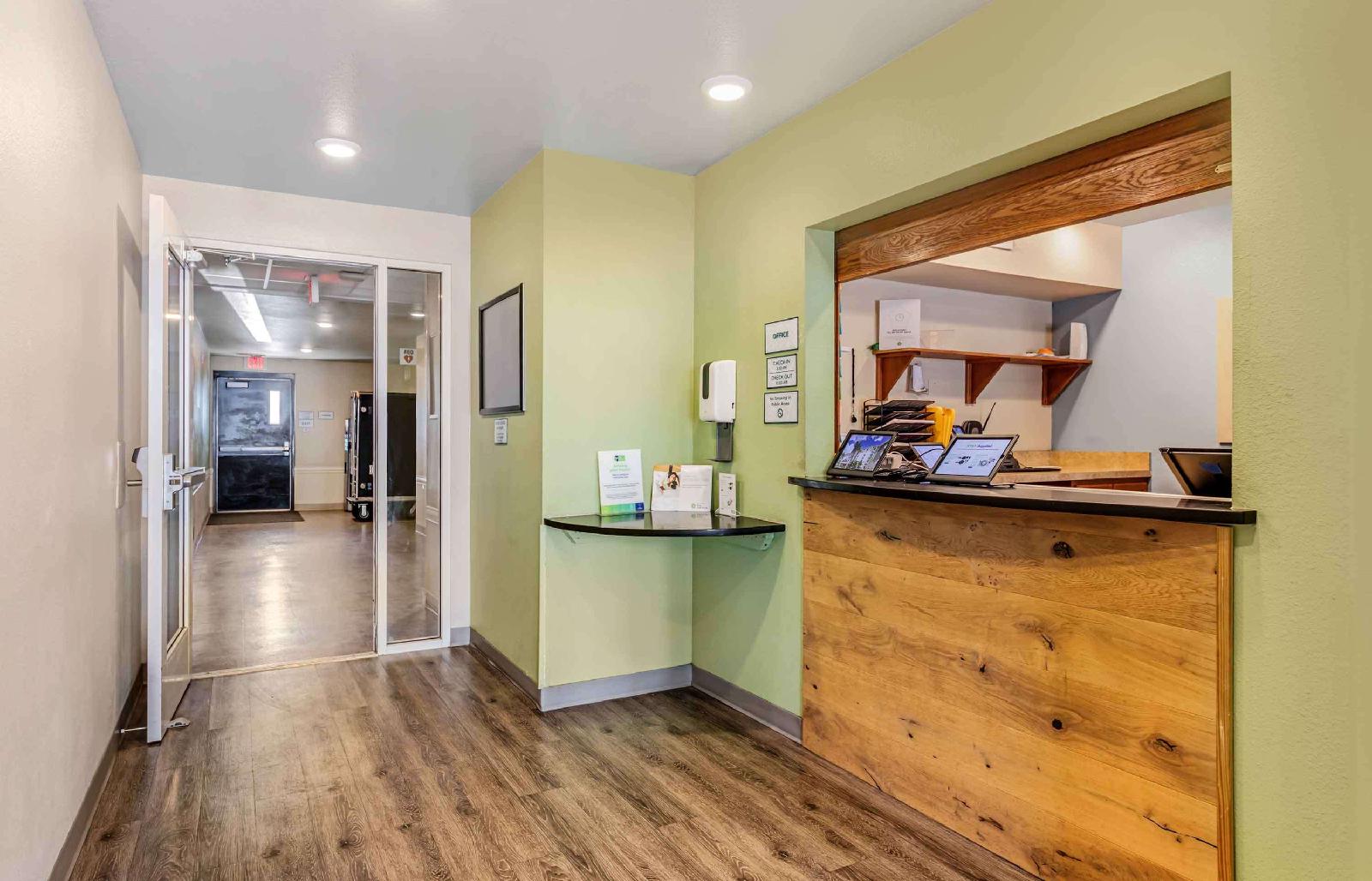 WoodSpring Suites Fort Lauderdale