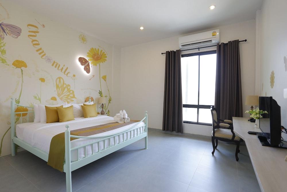 Play La Ploen Boutique Resort and Adventure Camp
