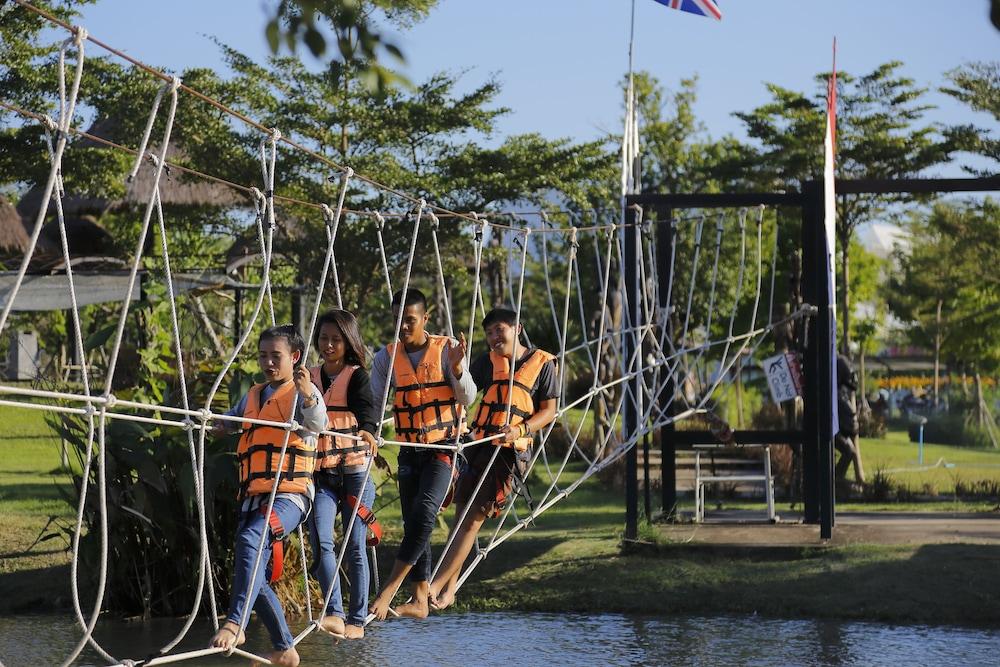 Play La Ploen Boutique Resort and Adventure Camp
