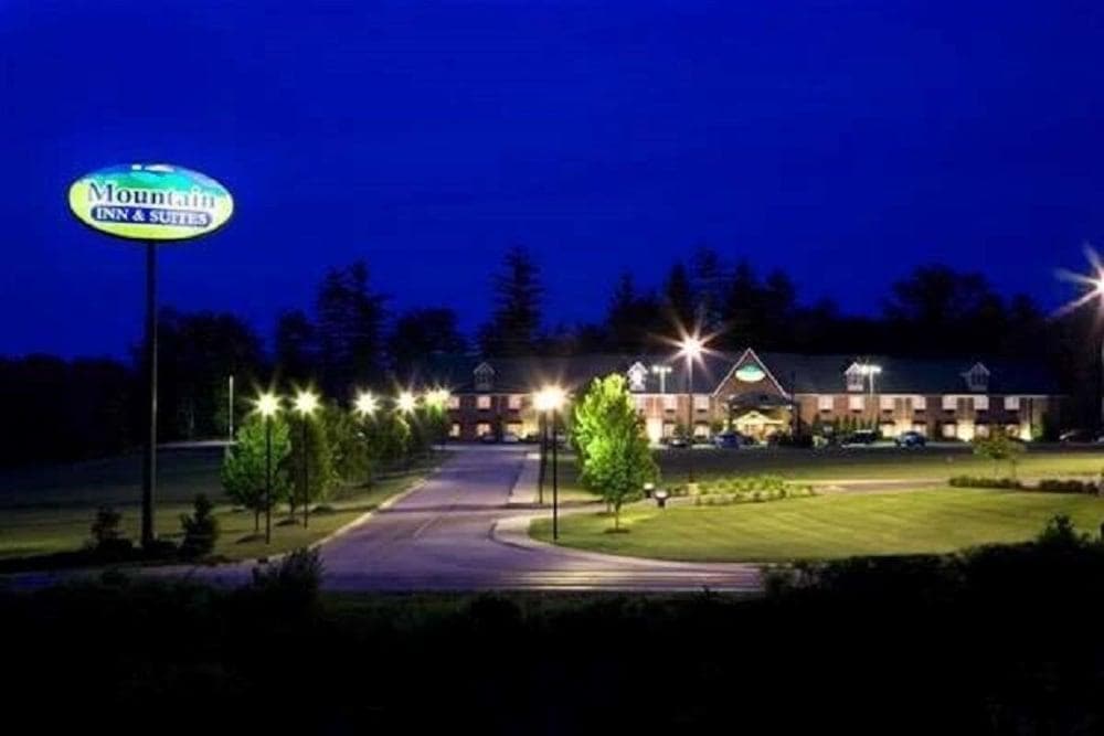 Mountain Inn and Suites Flat Rock