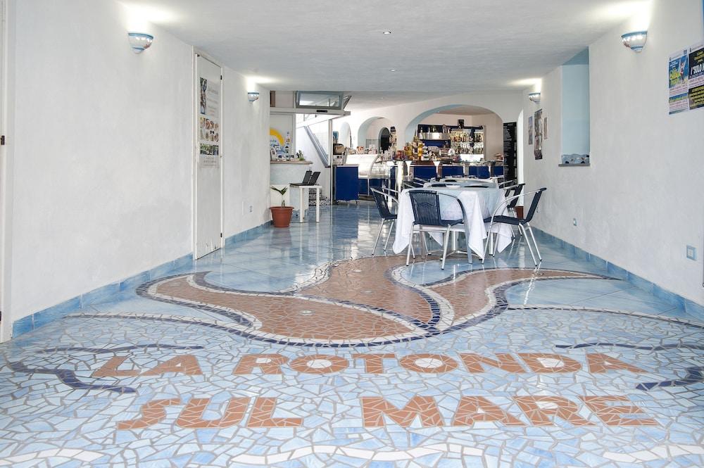 La Rotonda Sul Mare