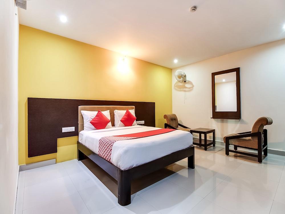 Hotel Udayee International