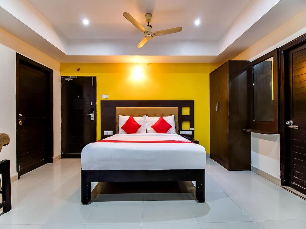 Hotel Udayee International