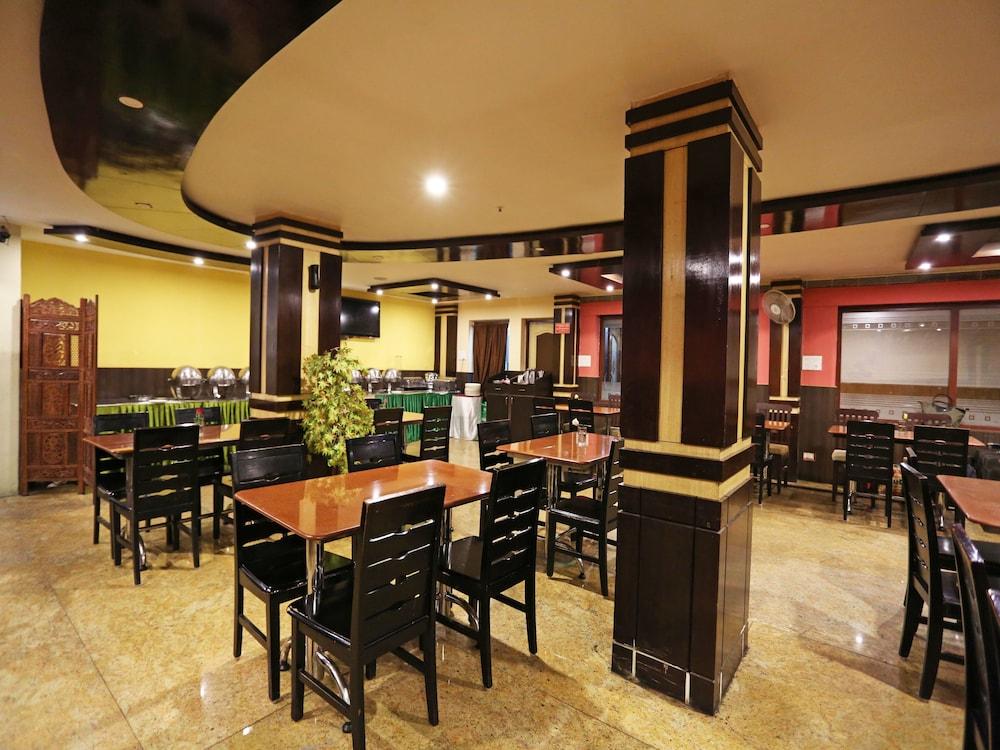 Hotel Udayee International