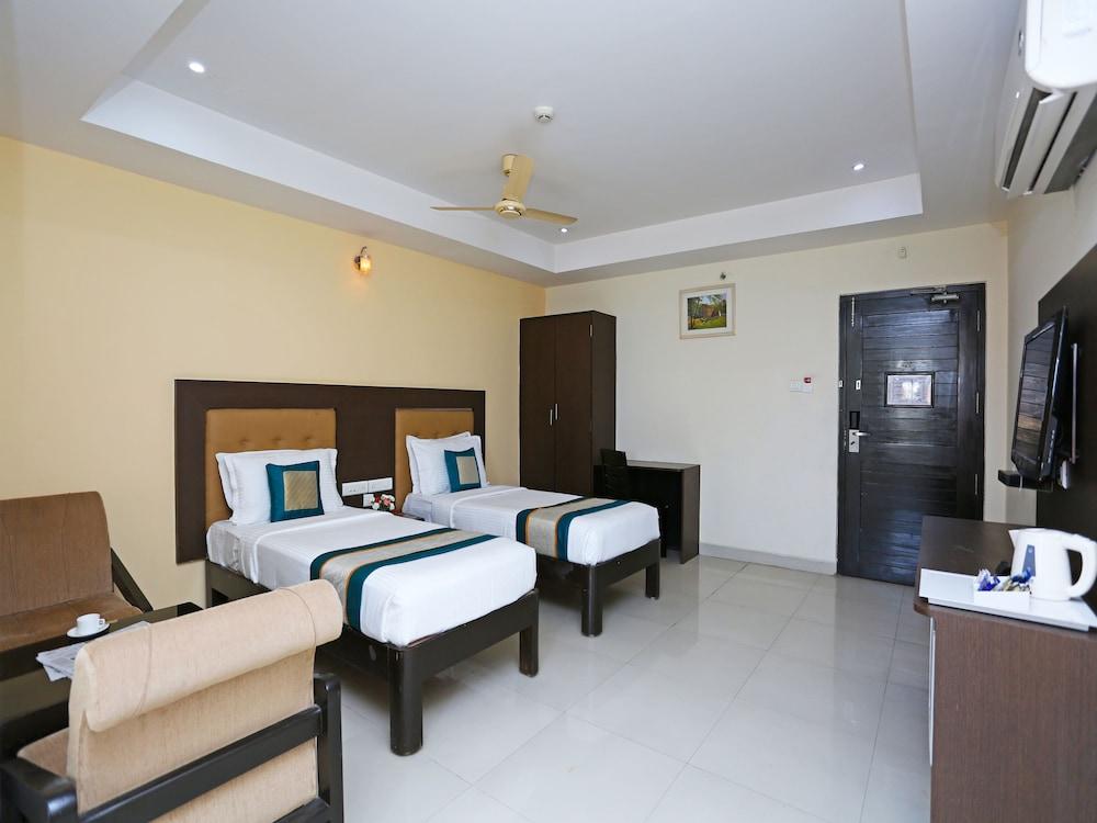 Hotel Udayee International