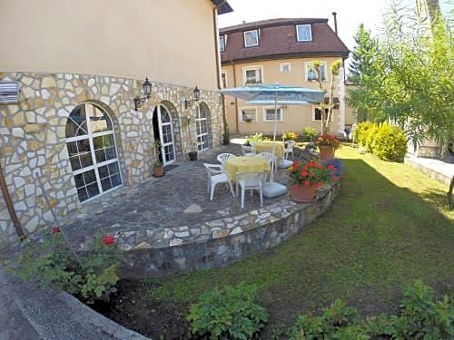 Kikelet Club Hotel