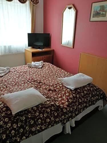 Kikelet Club Hotel
