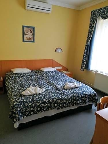 Kikelet Club Hotel