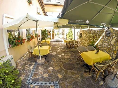 Kikelet Club Hotel