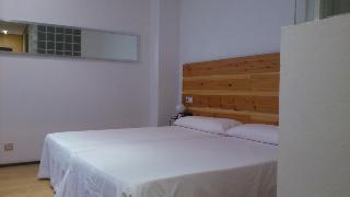 La Plaza Hotel