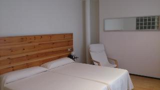 La Plaza Hotel