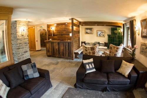 Hotel Les Montagnards