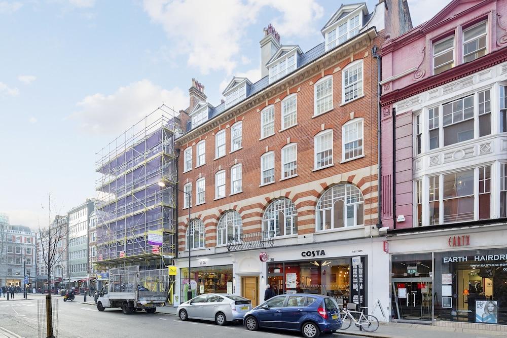 Oxford Circus Penthouses