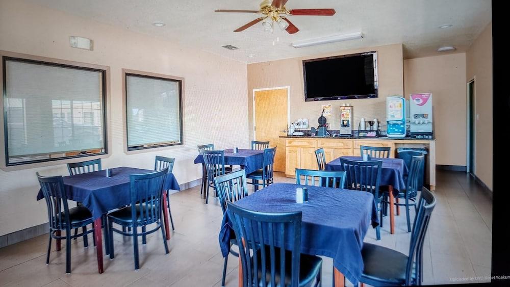Regency Inn & Suites