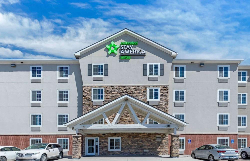 Woodsprings Suites Aurora East