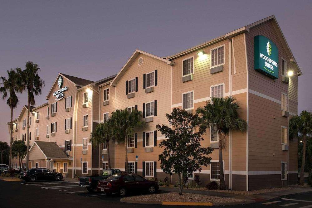 WoodSpring Suites Orlando Clarcona