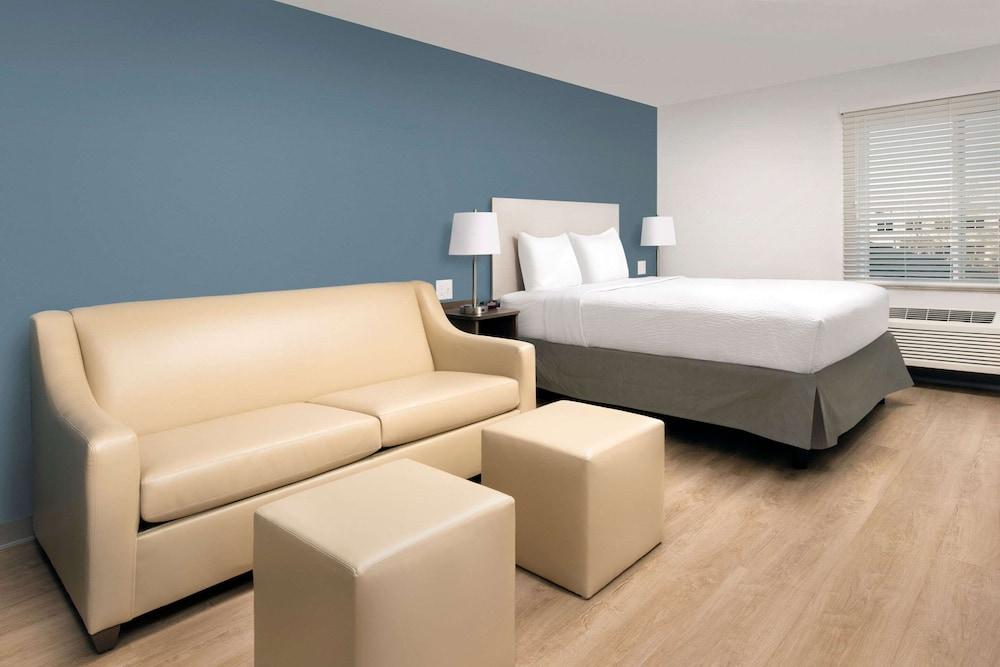 WoodSpring Suites Orlando Clarcona