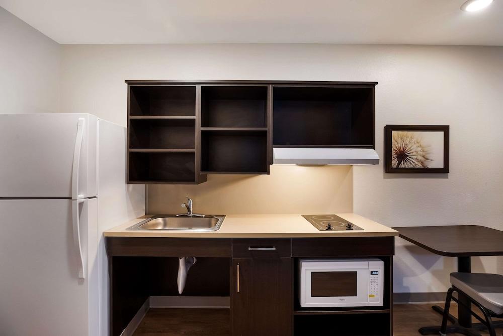 WoodSpring Suites Orlando Clarcona