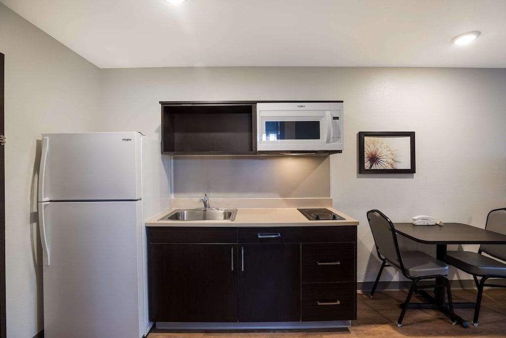 WoodSpring Suites Orlando Clarcona