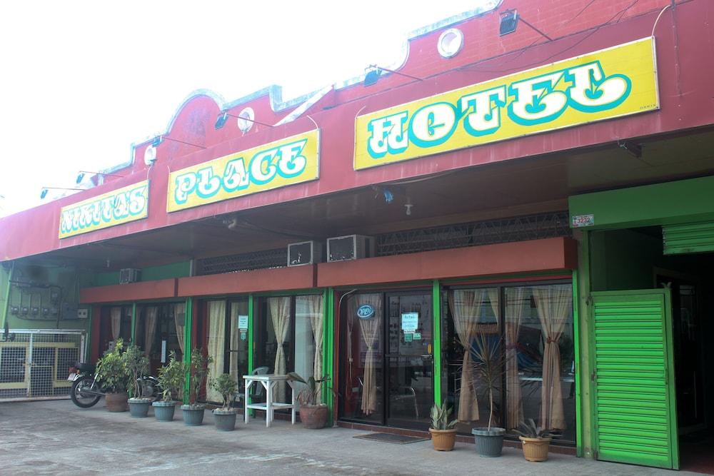 Nikita's Place Hotel