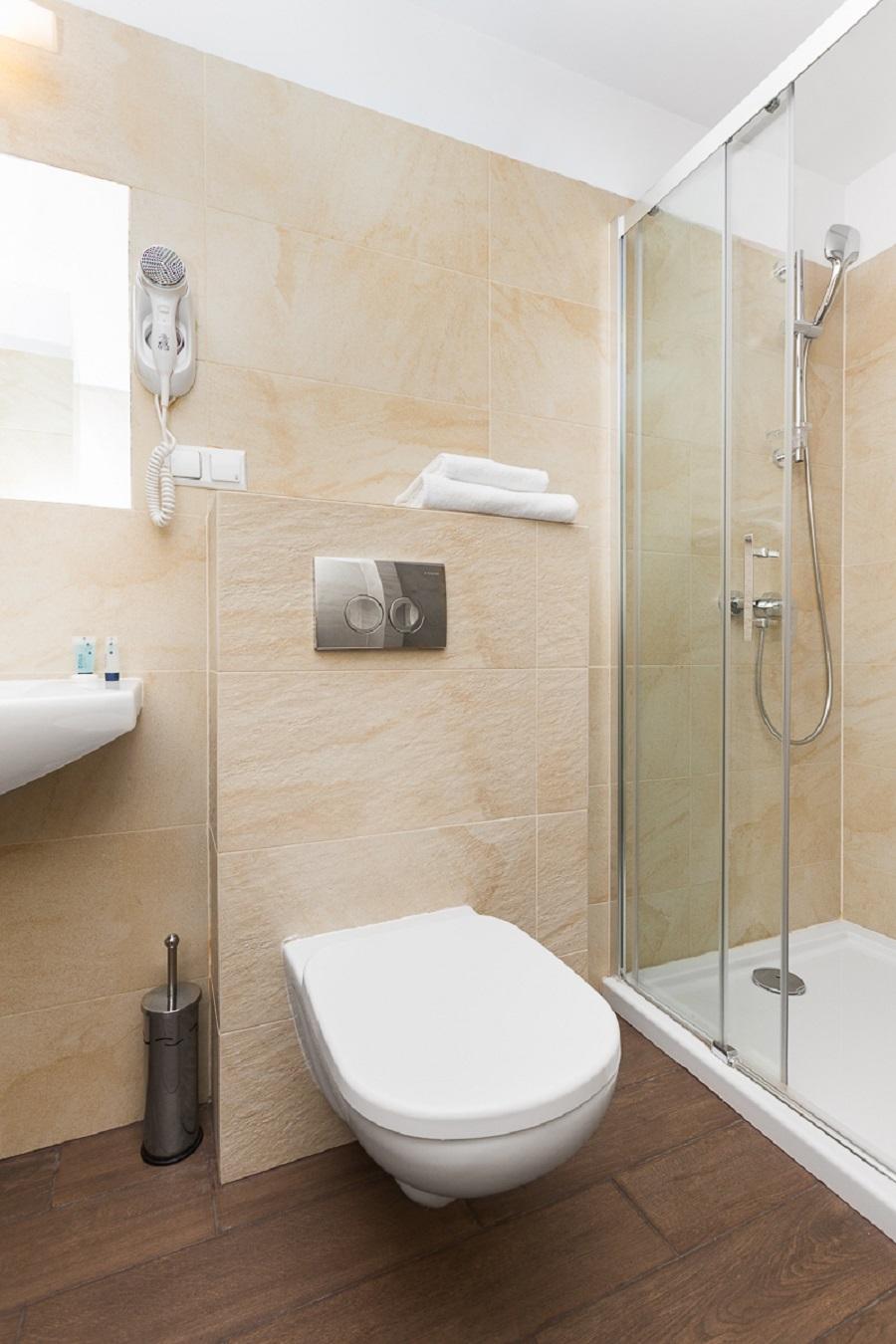 G12 Aparthotel