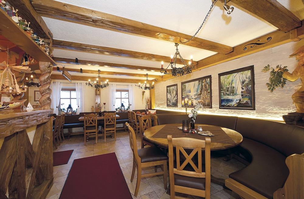 Naturhotel Gasthof Bärenfels