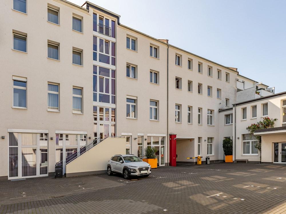 Townhouse Dusseldorf