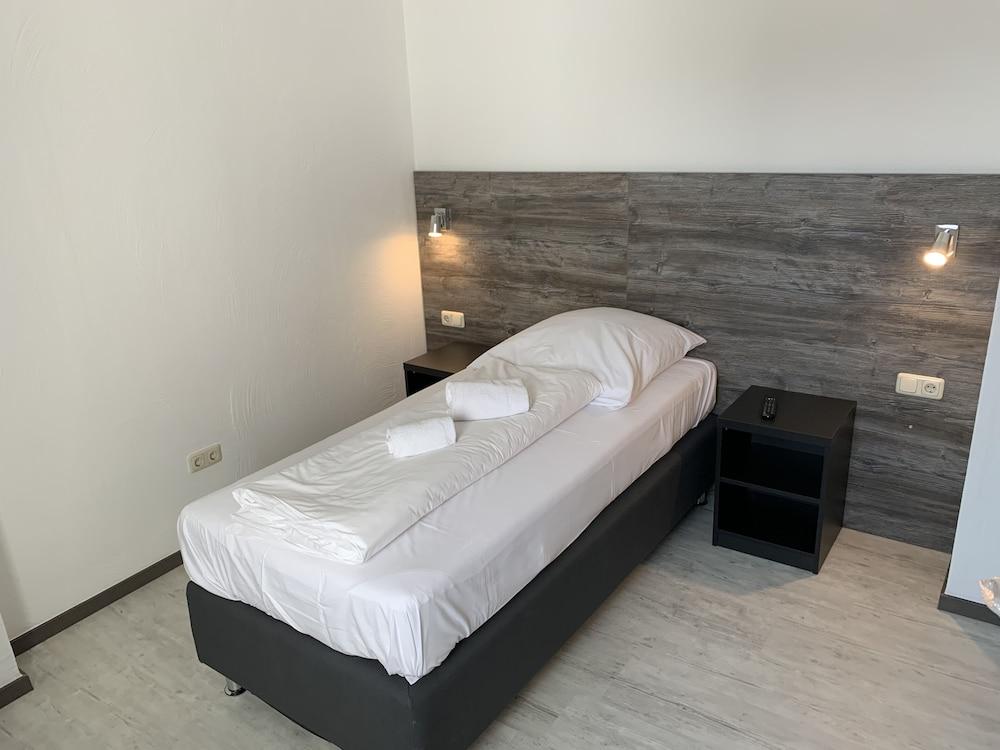 McGames Hotel & Apartmenthaus Hamm