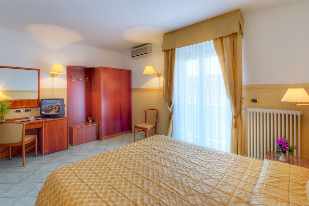 Hotel Ristorante Il Caminetto