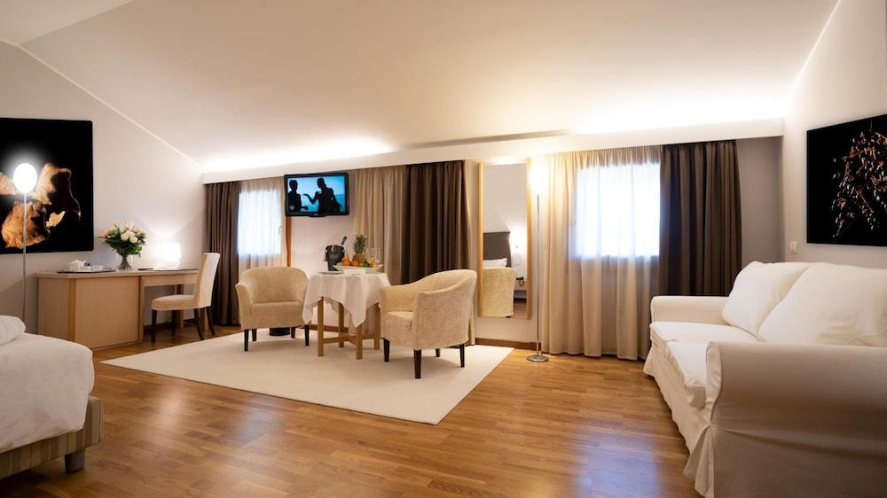 The Golf Club Padova Guest House