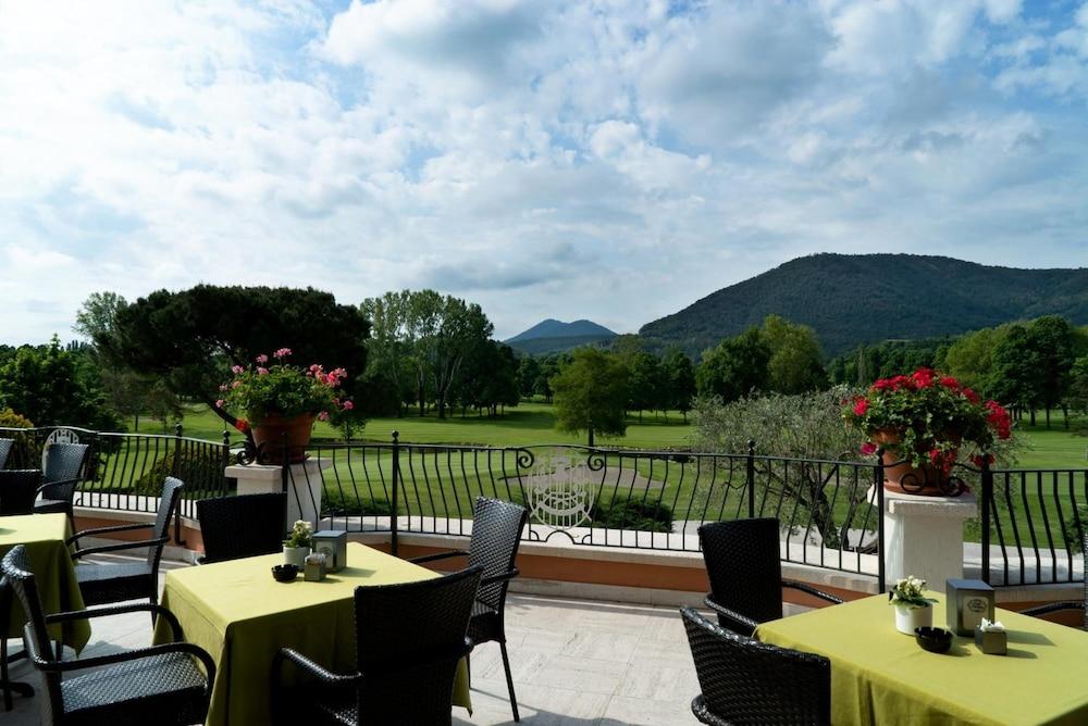 The Golf Club Padova Guest House